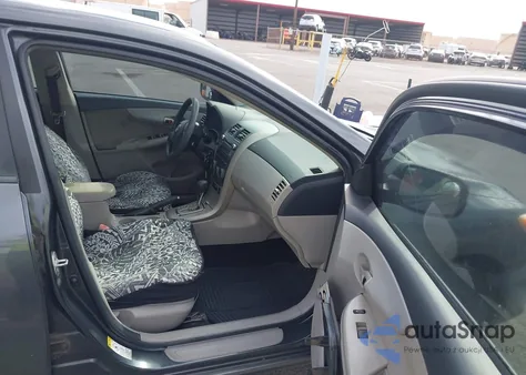 2011 Toyota Corolla Le z USA, uszkodzony, nr VIN 2T1BU4EE0BC625502